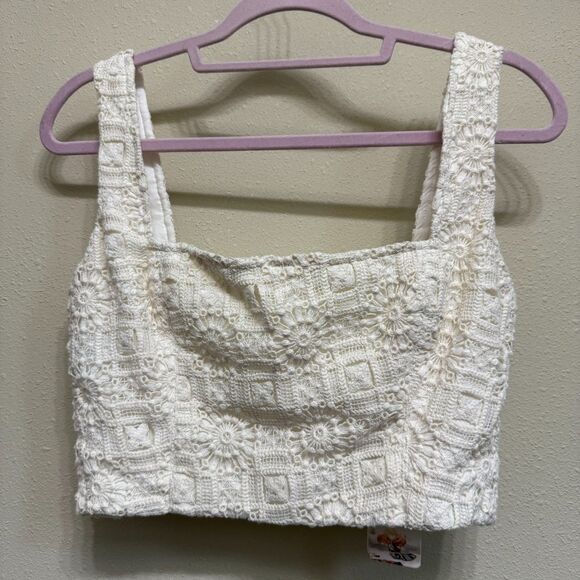 Agua Bendita Kosia Top - NWT Medium - Crochet tank - Picture 1 of 3